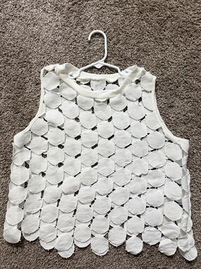 Womens White Circle Crochet Sleeveless Top